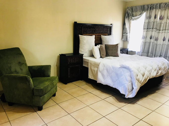 Others 3, Kaste Guesthouse Secunda, Gert Sibande