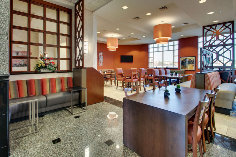 Food & Drinks 5, Drury Inn & Suites Findlay, Hancock