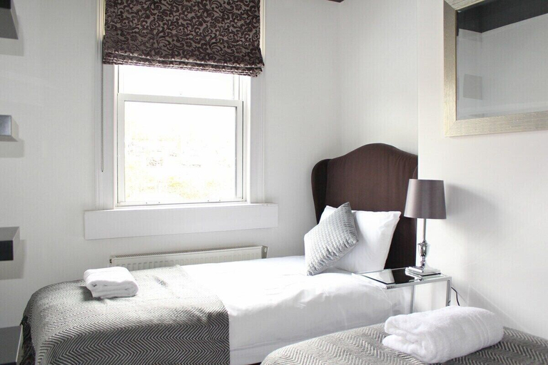 Bedroom 3, Central Bath House Group Accommodation, Bath and North East Somerset