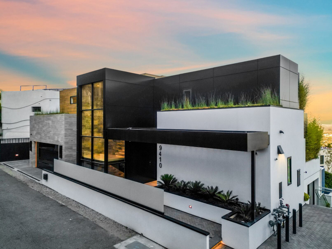 Exterior & Views 2, Sierra Mar, Los Angeles