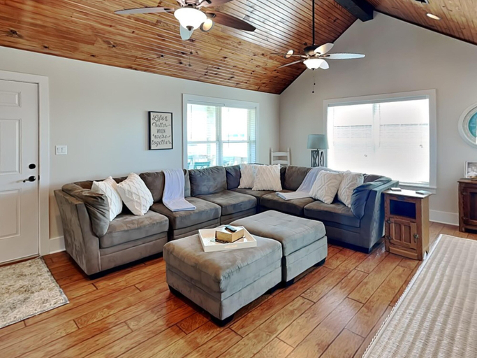 Others 1, Beach and Bay View, Galveston