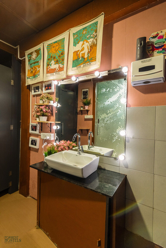 Others 5, Forrest Hostels, Mumbai Suburban