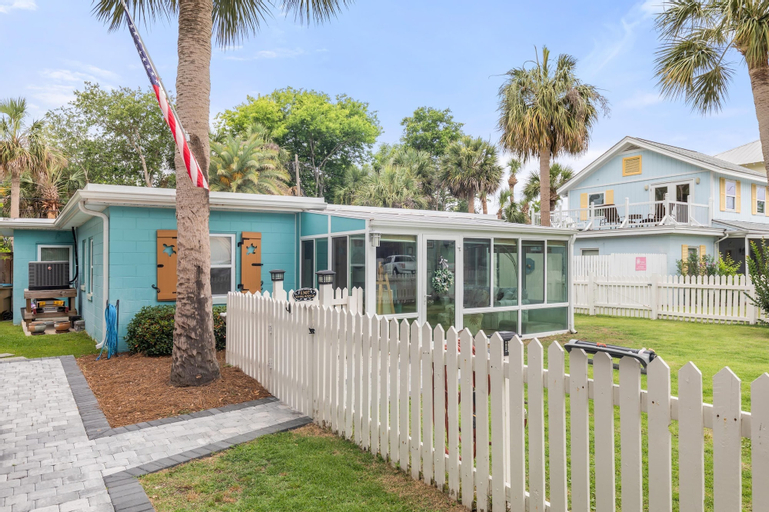 Vitamin Sea Cottage, Chatham