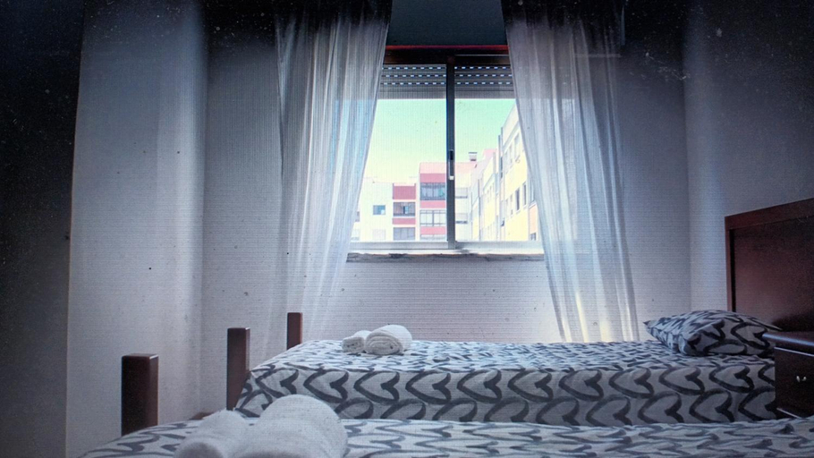 Bedroom 2, GG Massama Rooms, Sintra