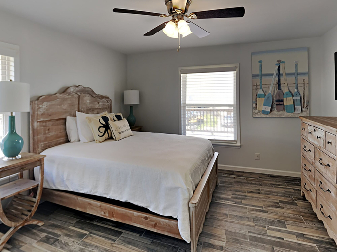 Bedroom 2, Bet's Kept Secret by Southern Vacation Rentals, Baldwin