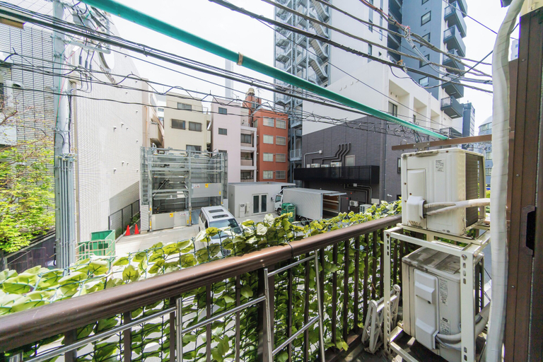 Others 5, Ikebukuro No Yado, Toshima