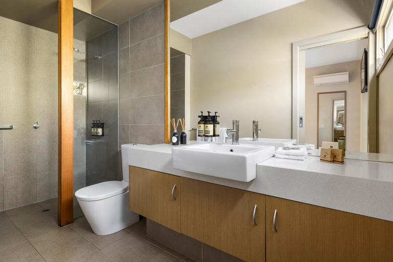 Bathroom 6