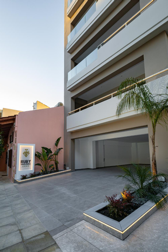 Ruby Luxury Suites, Crete
