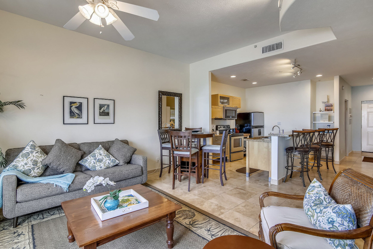 Others 5, Ocean Grove 306 - Pelicondo, Galveston