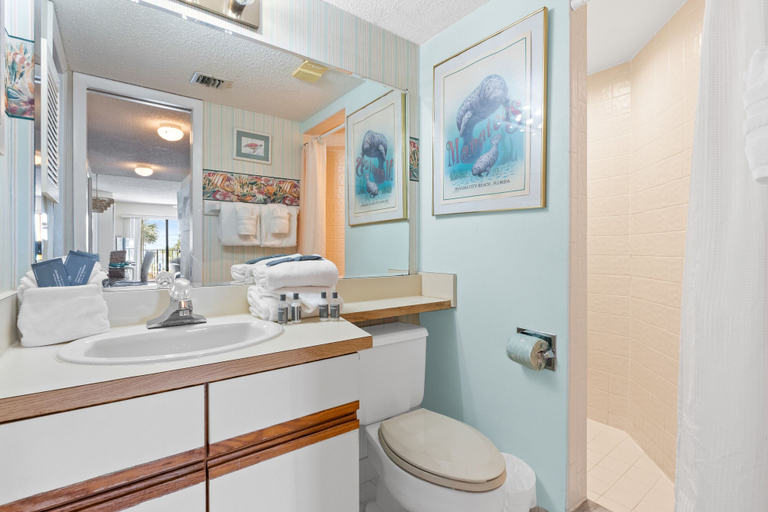 Bathroom 3, Summerhouse Beach Resort by PHG, Bay