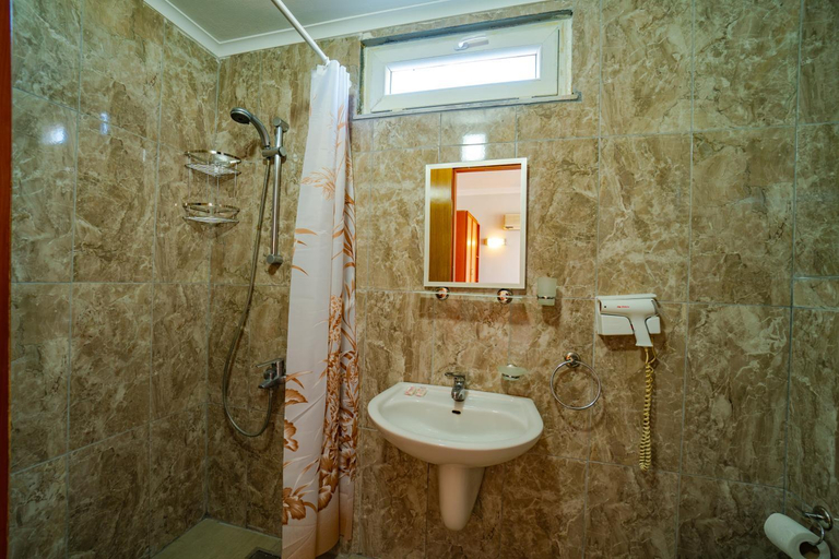 Bathroom 2, Belek Akropolis Medusa Otel, Serik