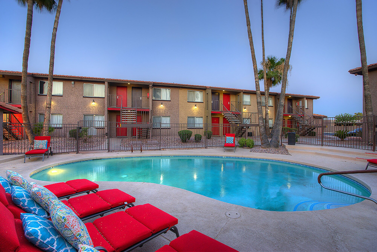 Pool 5, 246- Fully Furnished 1BR Suite-Pet Friendly! by RedAwning, Maricopa