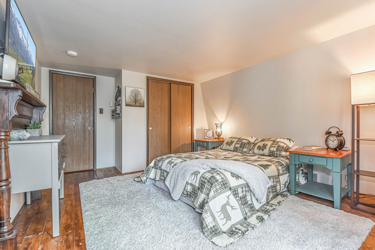 Bedroom 2, Clawson Cabin, Garrett