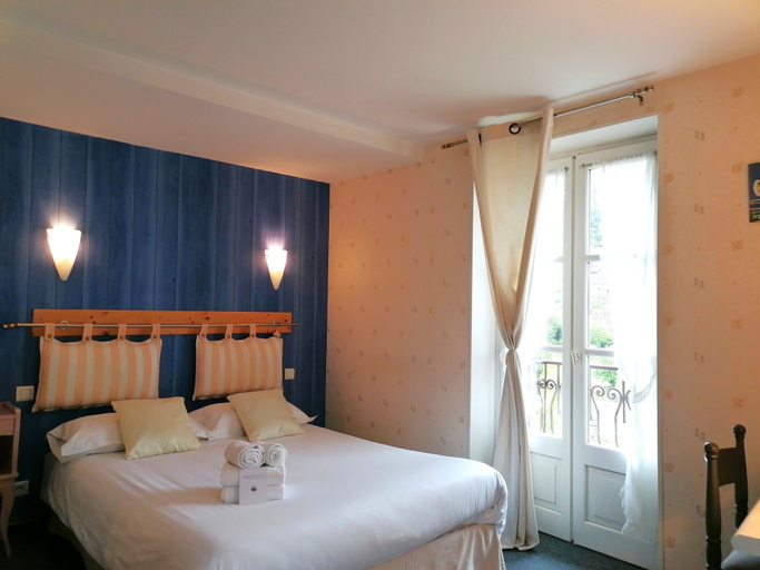 Bedroom 5, Hôtel Aux Armes d'Estaing, Aveyron