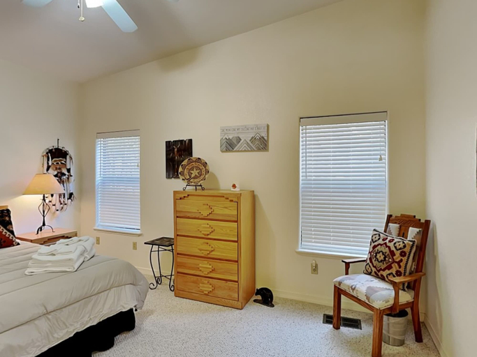 Bedroom 2, Alto Mountain Retreat, Lincoln