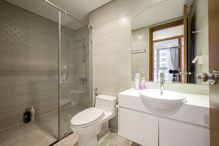 Bathroom 30