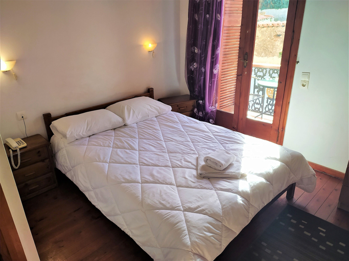 Bedroom 3, Diporto, Crete