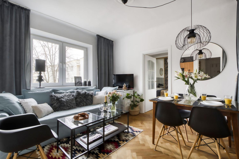 Others 3, Parrot Dream Apartment, Warsaw