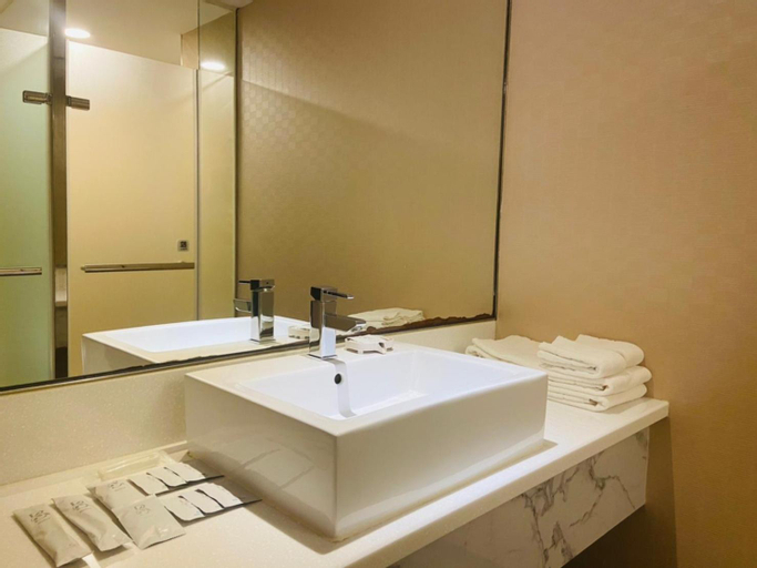 Bathroom 6
