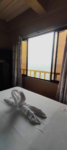 Bedroom 3, Oceanfront Beach Resort, Lazi