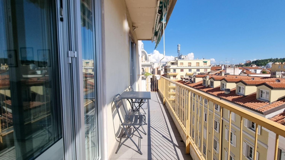 Others 4, Milano Apartment - Trieste Reception, Trieste