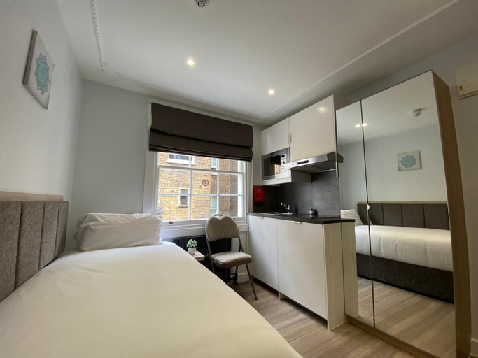 Room 2, MSK Premium, London