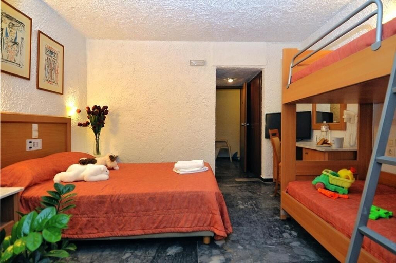 Bedroom 3, Karteros Hotel, Crete