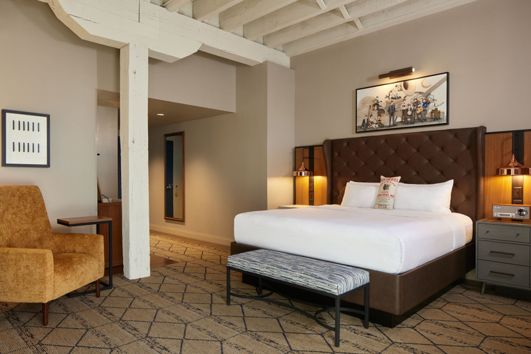 Bedroom 3, The Sessions Hotel, Bristol, a Tribute Portfolio Hotel, Sullivan