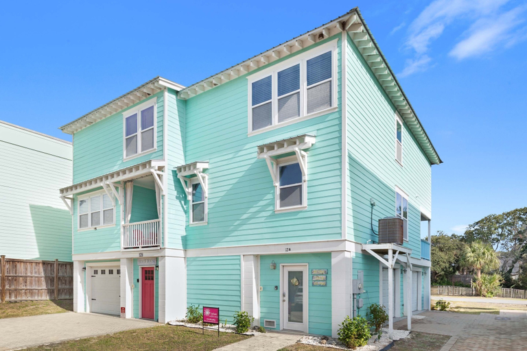 Exterior & Views 2, Peach Coral by Tybee Vacation Rentals, Chatham
