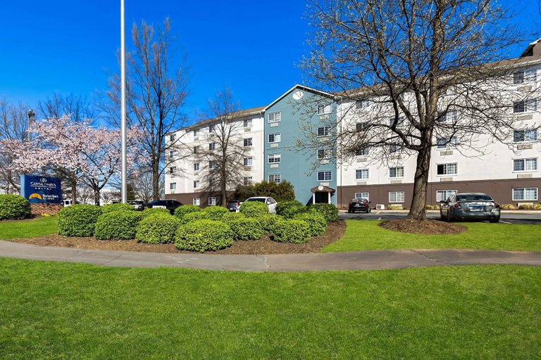Exterior & Views 1, Suburban Studios Sterling - Washington Dulles, Loudoun