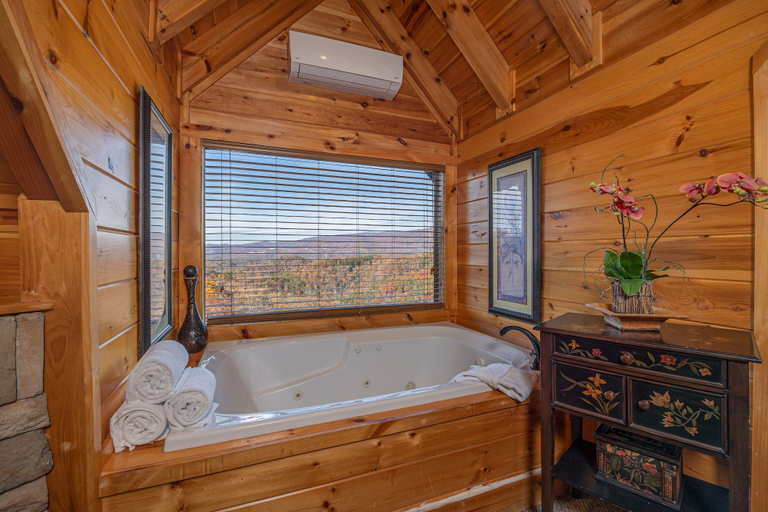 Bathroom 4, Picture Perfect- Seven Bedroom Cabin, Sevier