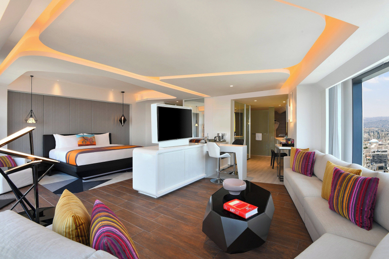 Others 3, W Amman, Wadi Essier