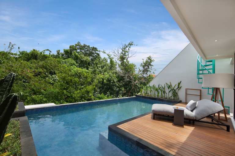 Swimming Pool 7