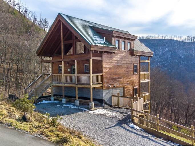 Exterior & Views 2, Autumn Ridge, Sevier