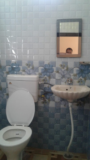 Bathroom, Hotel Vivek Palace and Restaurant , Uttarkashi