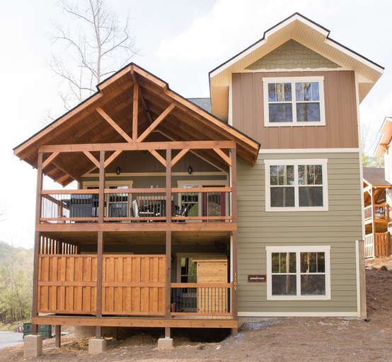 Exterior & Views 2, Serene Oasis - Four Bedroom Chalet, Sevier