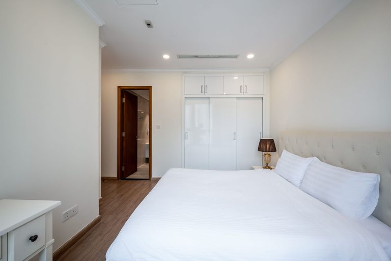 Bedroom 13