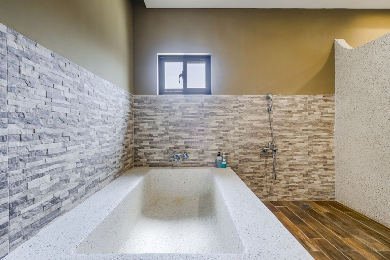 Others 5, Southern Sun Homestay North, Pingtung