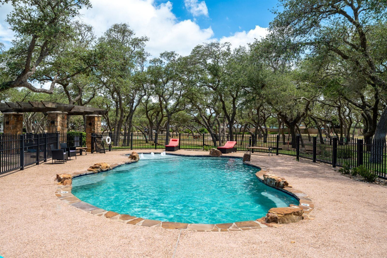 Sport & Beauty, Fulton Villa, Aransas