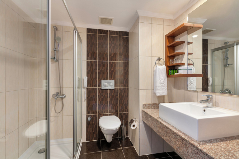 Bathroom 5, Greenwood Kemer Resort - All inclusive, Kemer