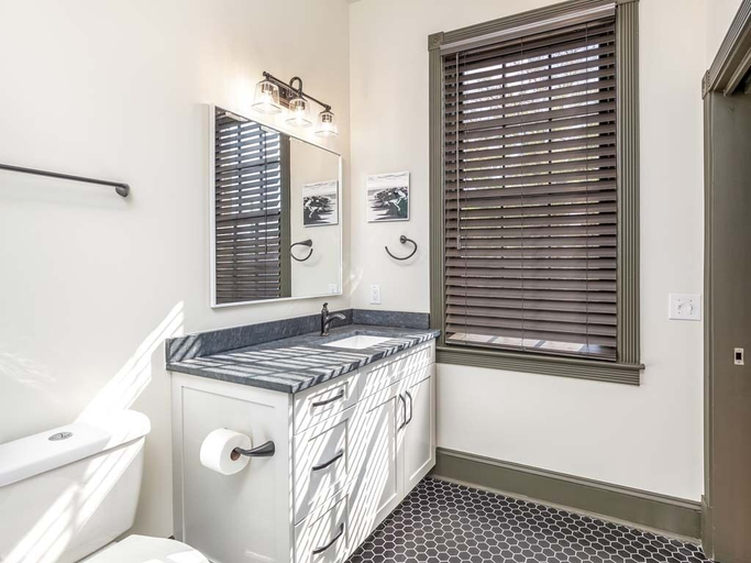 Bathroom 4, Waldburg Terrace by Tybee Vacation Rentals, Chatham