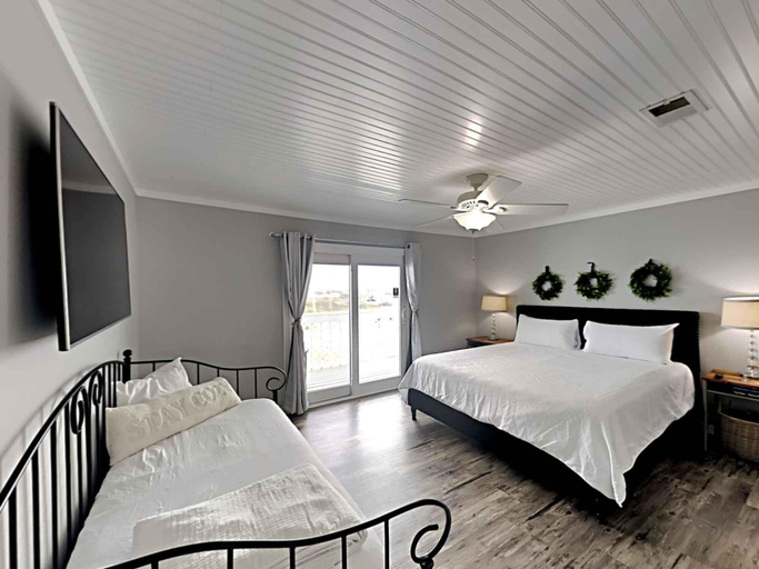 Bedroom 4, Sandcastle Townhomes #19 by Southern Vacation Rentals, Escambia