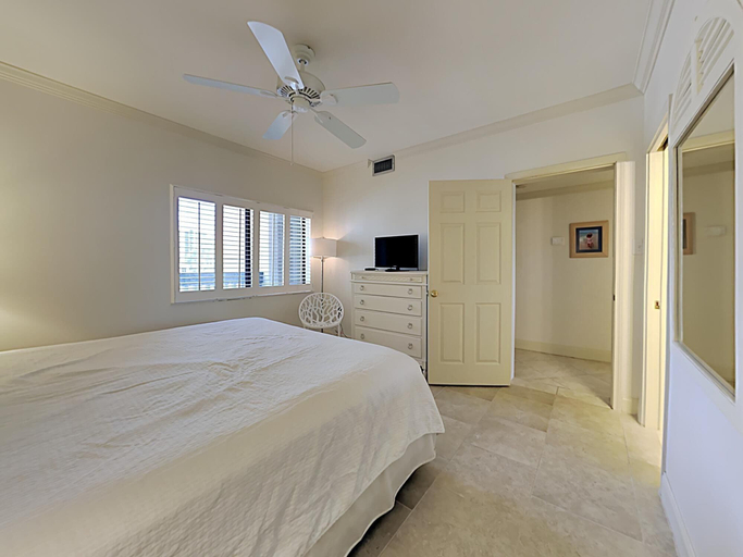 Bedroom 5, Shipwatch Surf & Yacht by Southern Vacation Rentals, Escambia