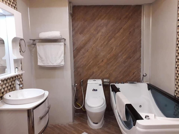 Bathroom 3, Ferdi Hotel, Setif