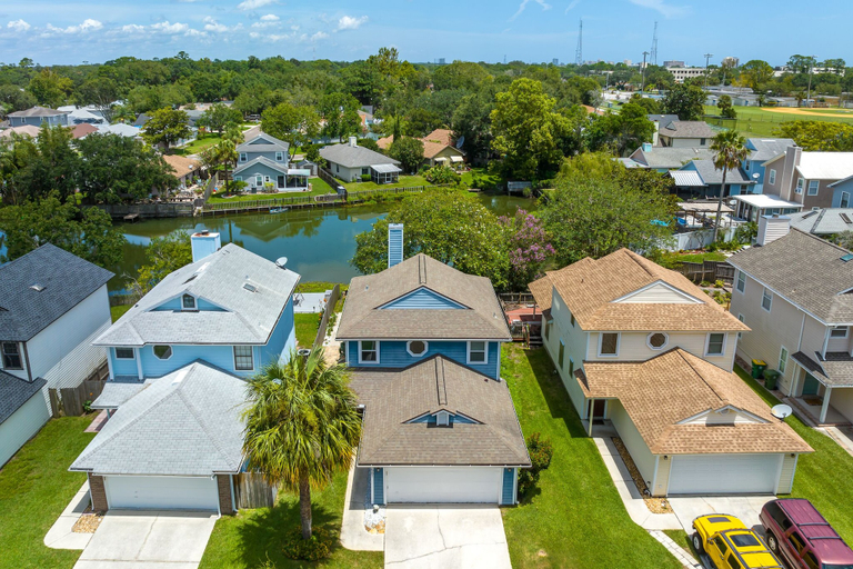 Exterior & Views 2, Paradise Palm, Duval