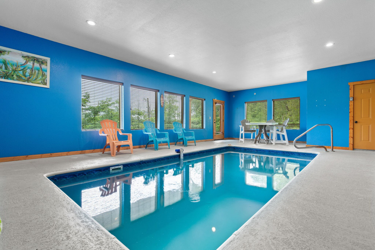 Sport & Beauty 1, Mountain View Pool Lodge, Sevier