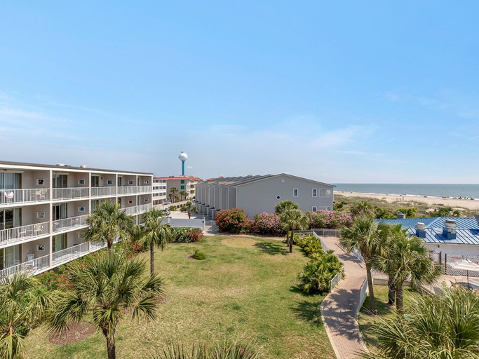 Exterior & Views 2, The Vue by Tybee Vacation Rentals, Chatham