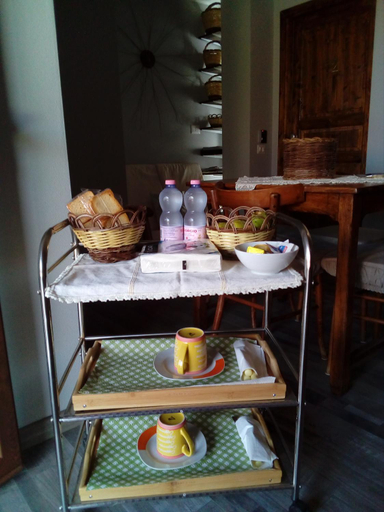 Food & Drinks 5, Corona Bed & Breakfast, Medio Campidano