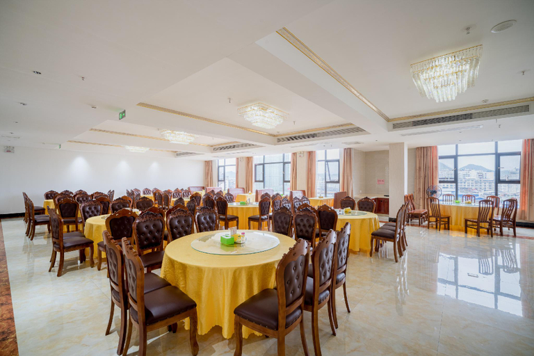Others 3, Rezen Select Hotel Yizhou Bus and Freight Service Station, Hechi
