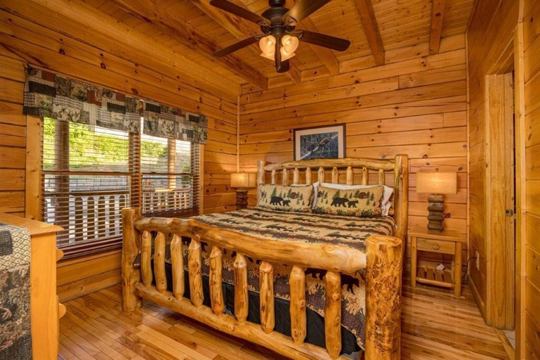 Bedroom 2, Scenic Vista Lodge, Sevier